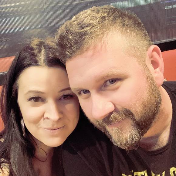 Meet your Posher, Mel - Picture 1 of 1